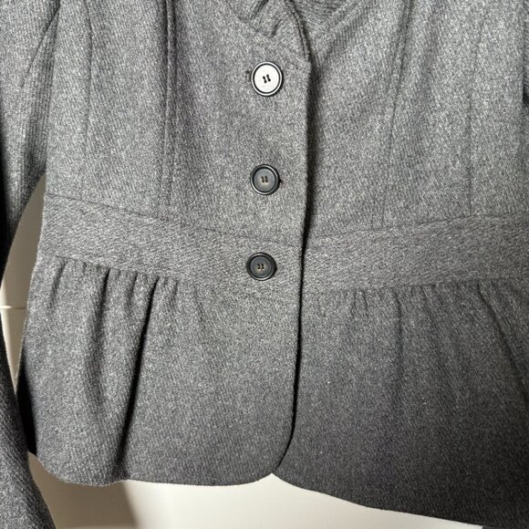 Ann Taylor Loft Crop Suit Jacket Womens Sz 2 Ruffle Gray Wool Blend - Picture 8 of 13